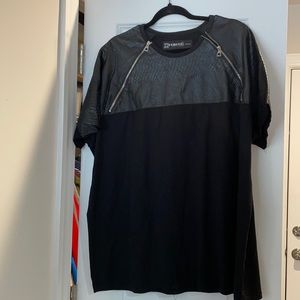Black top with faux snake detail, zippers - 3XL